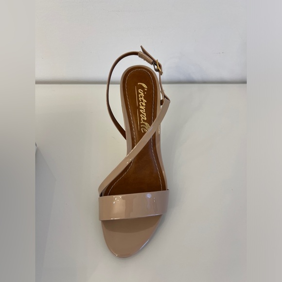 Nude patent heels from L’intervalle - Picture 4 of 5